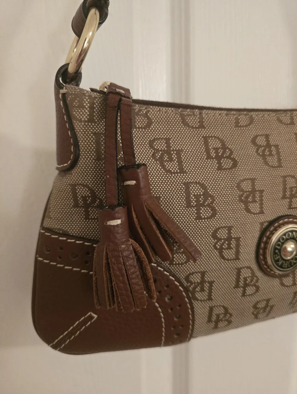 Vintage Signature Canvas And Pebble Leather Dooney & Burke Shoulder Bag